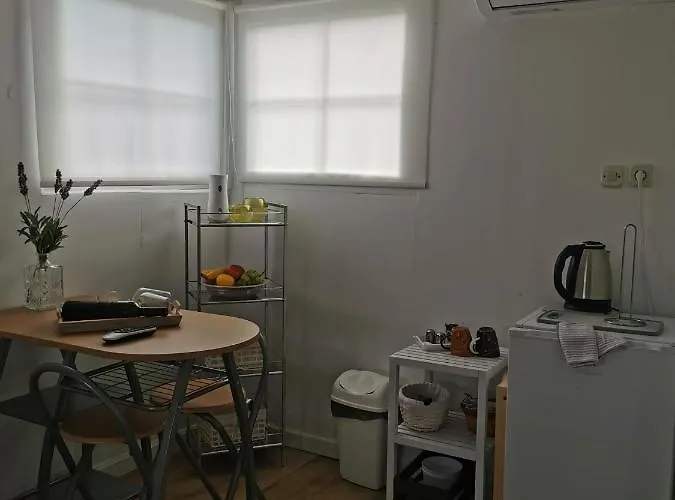 شقة Maslina